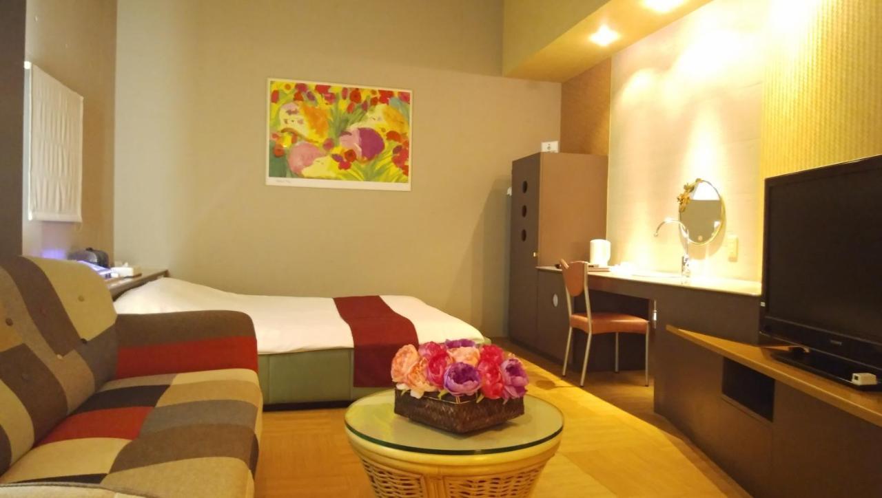 Hotel La.Festa (Adults Only) Takamatsu Esterno foto